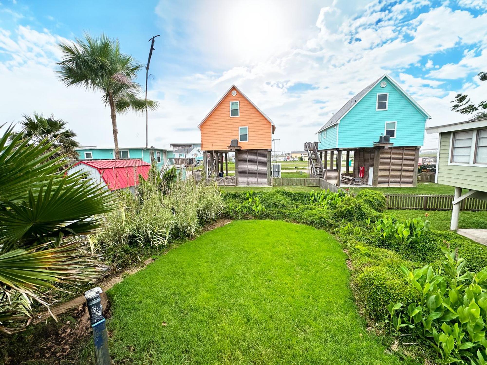 Salty Dog Cottage Surfside Beach Exterior photo